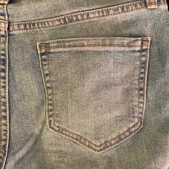 Jean shorts - Picture 9 of 15